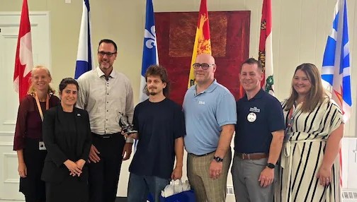Photo de la remise du prix